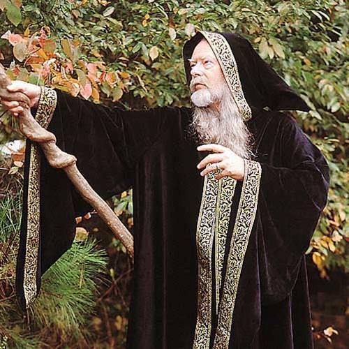 Hooded Cloak for Wizards and Sorcerers