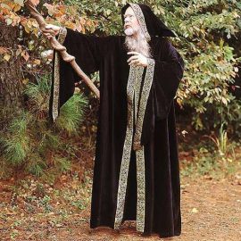 Hooded Cloak for Wizards and Sorcerers