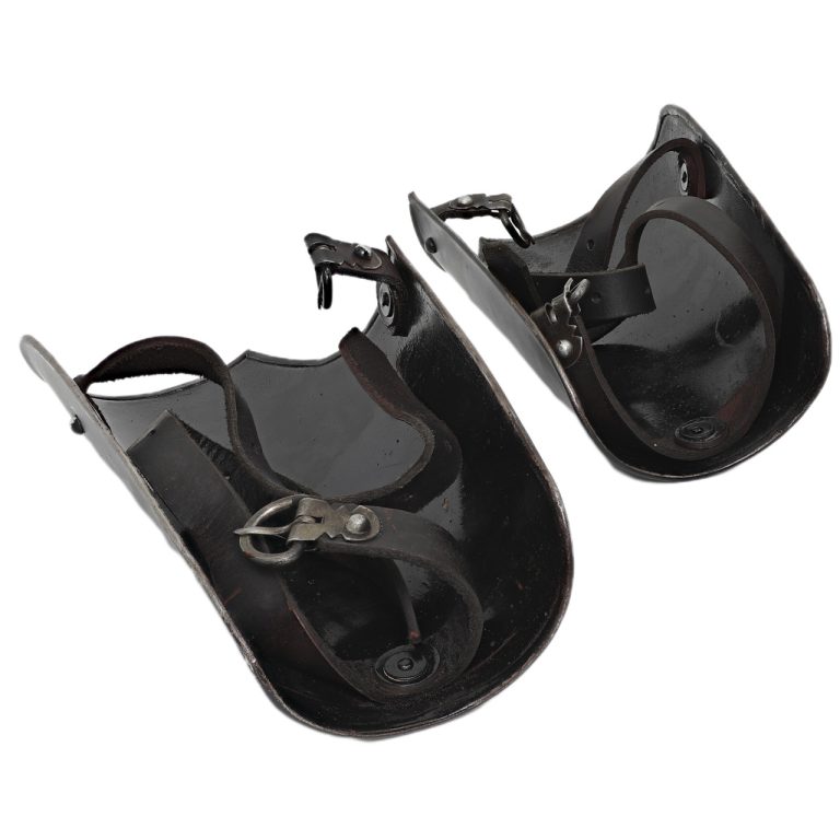 Renaissance Battle Vambraces - Black armor