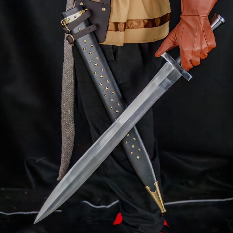Greek Hoplite Sword with Polished Hilt