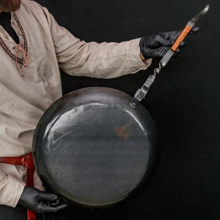 Medieval Folding Heavy Duty Frying Pan