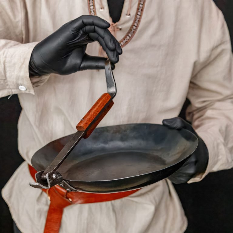 Medieval Folding Heavy Duty Camping Frying Pan