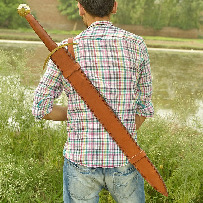 Functional Viking Sword with Damascus Blade