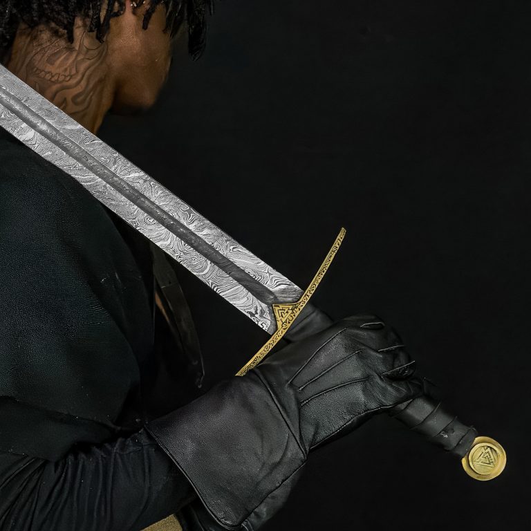 Damascus Steel Viking Longsword - Einherjar Blade