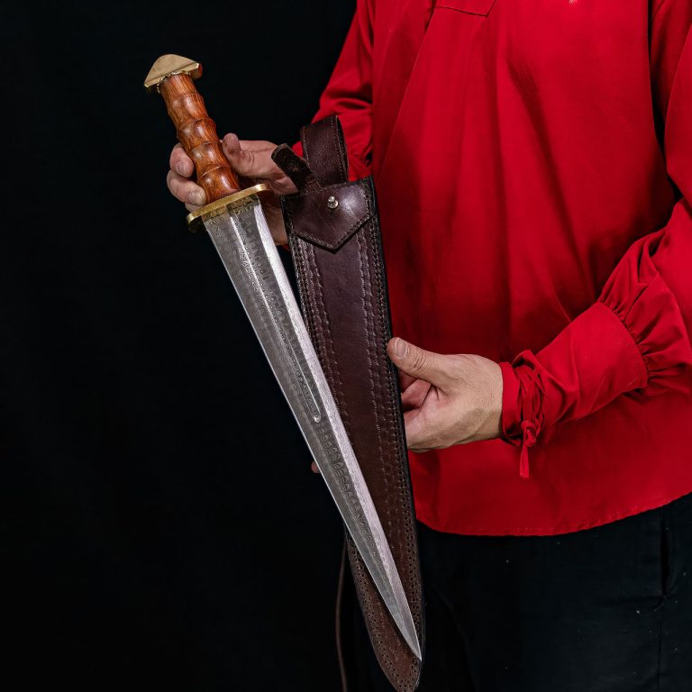 Hand Forged Damascus Steel Dagger with Sheesham Hilt
