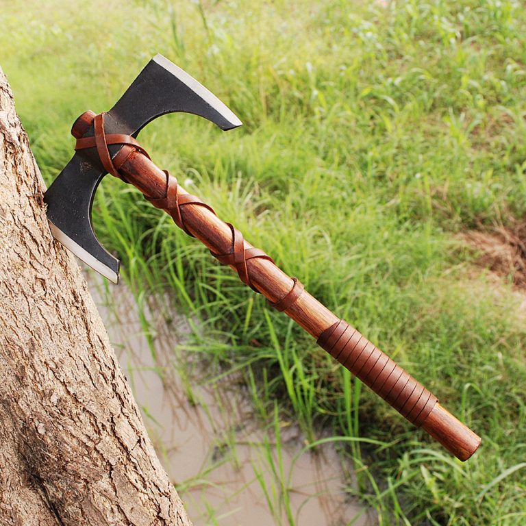 Iroquois Throwing Axe in Forged Carbon Steel