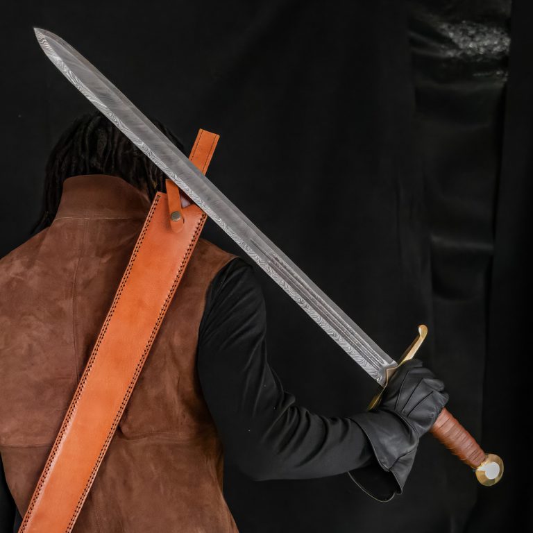 Damascus Full Tang Berserker Sword