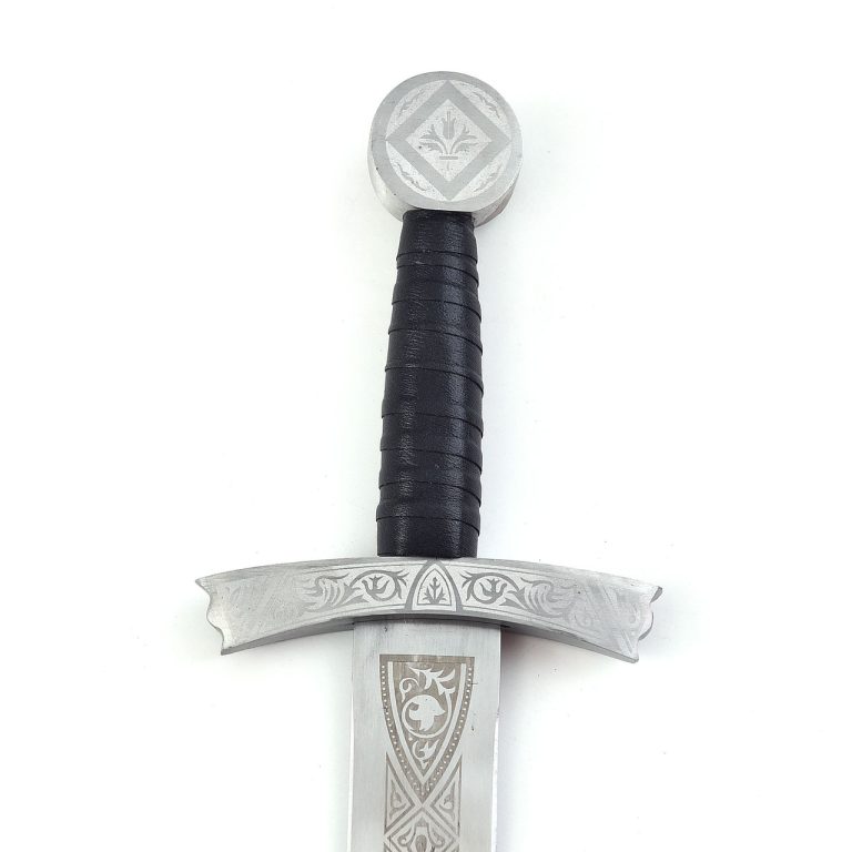 Medieval Dagger with Carbon Steel Blade