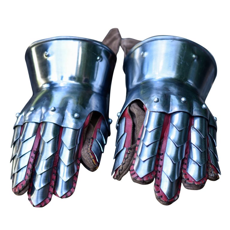 Medieval Clamshell Gauntlets with Leather Gloves