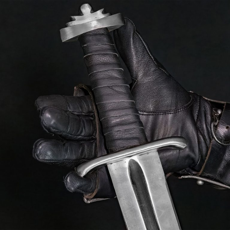 Dual Tone Steel Sword - Shade Shockwave Model