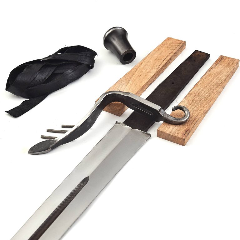 High Carbon Full Tang Spring Steel Sword