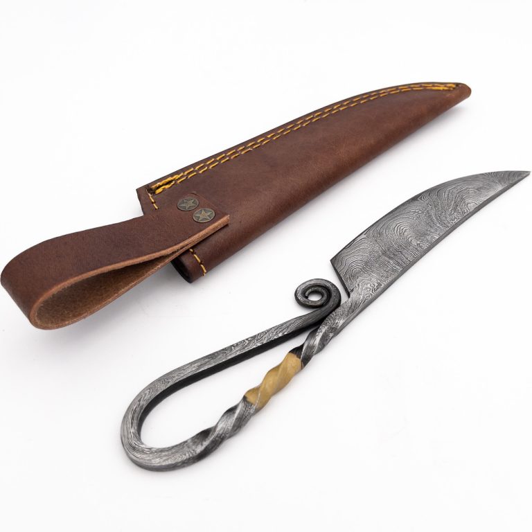 Medieval Full Tang Damascus Knife