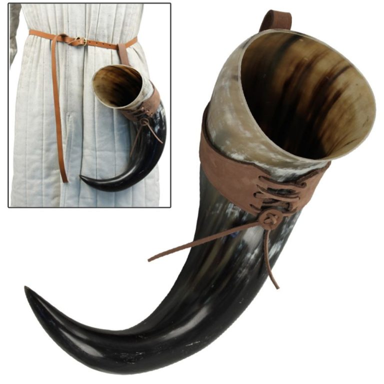 XL Drinking Horn with Leather Belt Frog