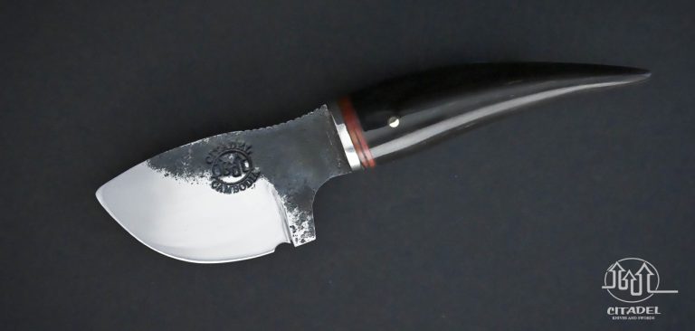 Buffalo Horn Papoose Neck Knife