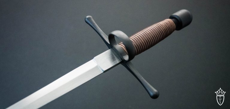 Main Gauche - Black Titanium Dagger