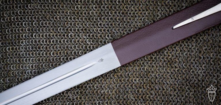 Scottish Claymore with Brown Handle